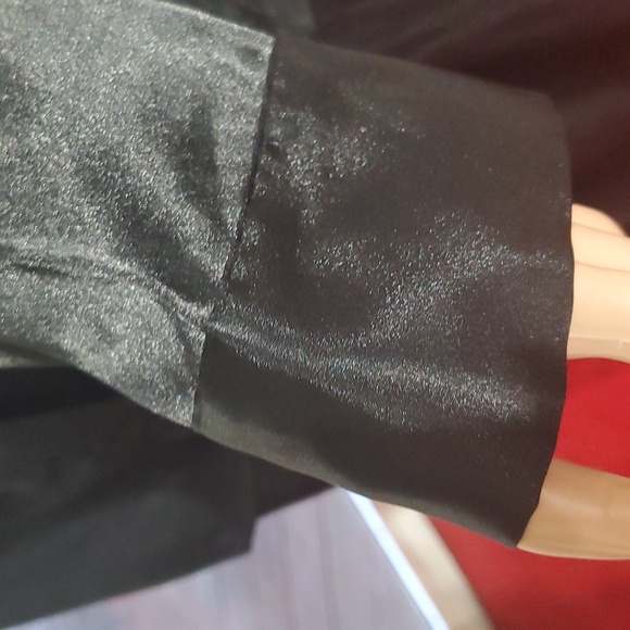 Two Silky Womens Loungewear Sets, Size M - Picture 4 of 10